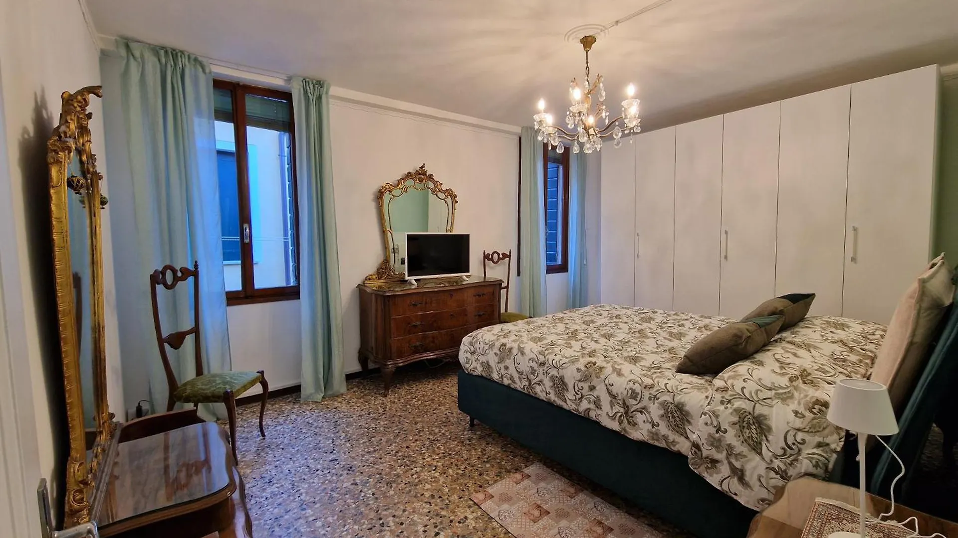 Veneziacentopercento La Forcola Apartment, Next To Rialto Bridge דירה ונציה