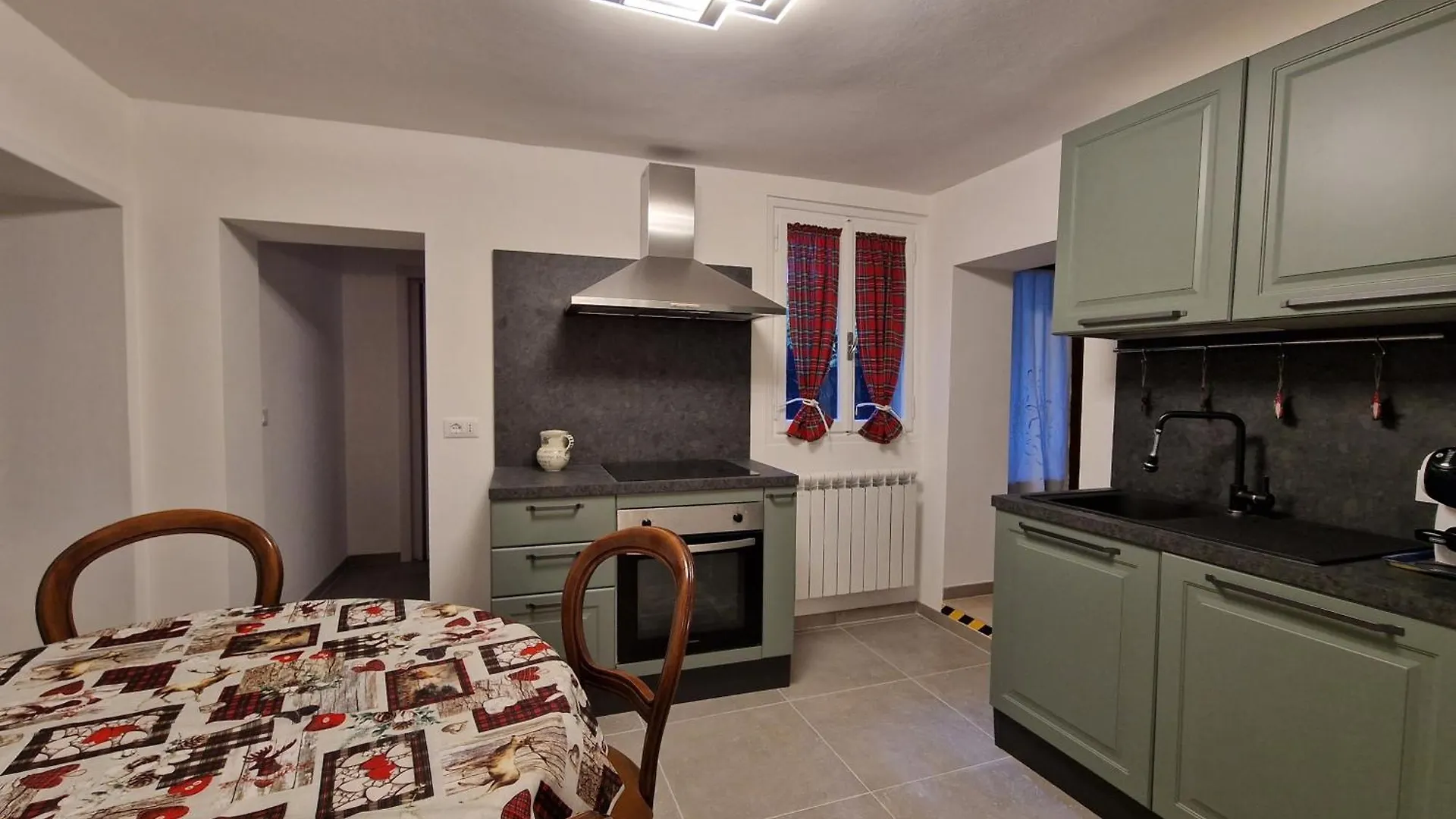 Veneziacentopercento La Forcola Apartment, Next To Rialto Bridge דירה ונציה